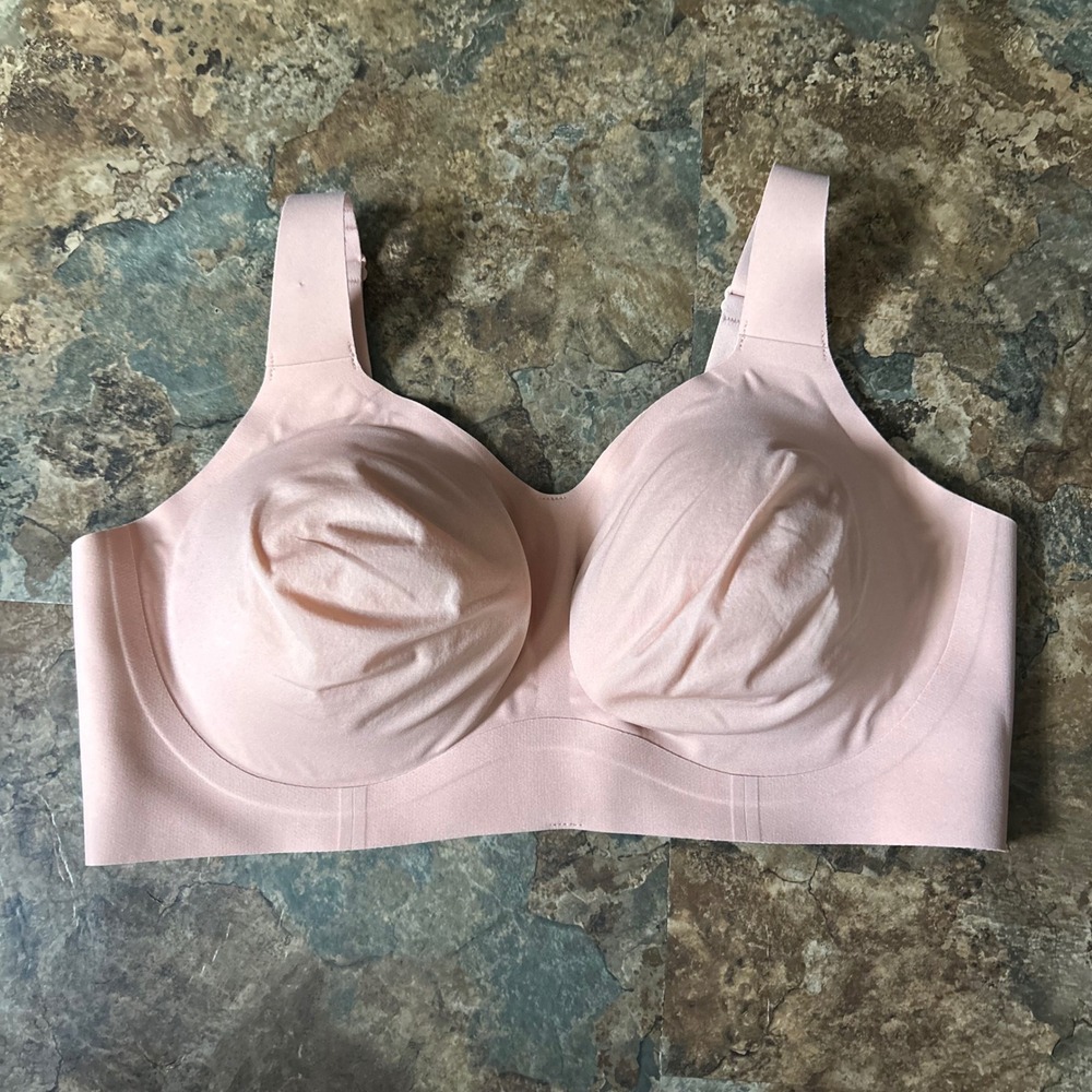 Evelyn Bobbie The Beyond Bra Womens Size Medium Pink Wireless Back Closure
